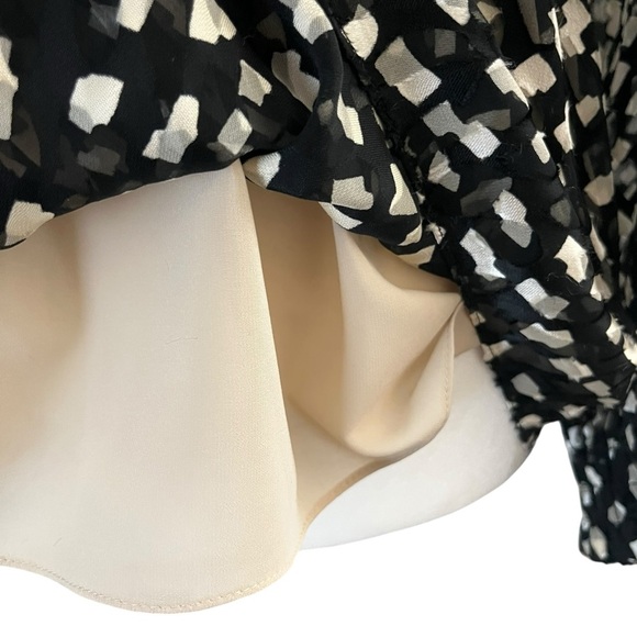 THEORY Size Small Silk Blend Black Cream Burnout Print Long Sleeve Boho Top - Picture 5 of 15